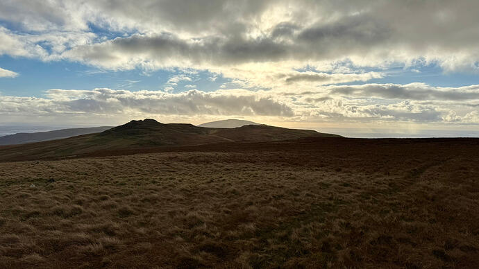 E76FD9CC-36BD-477F-A43E-D55E48C3B4D3_1_102_a