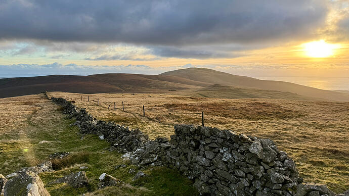 0F47A6F0-BCBD-4843-88DA-B62B89ED4403_1_102_a